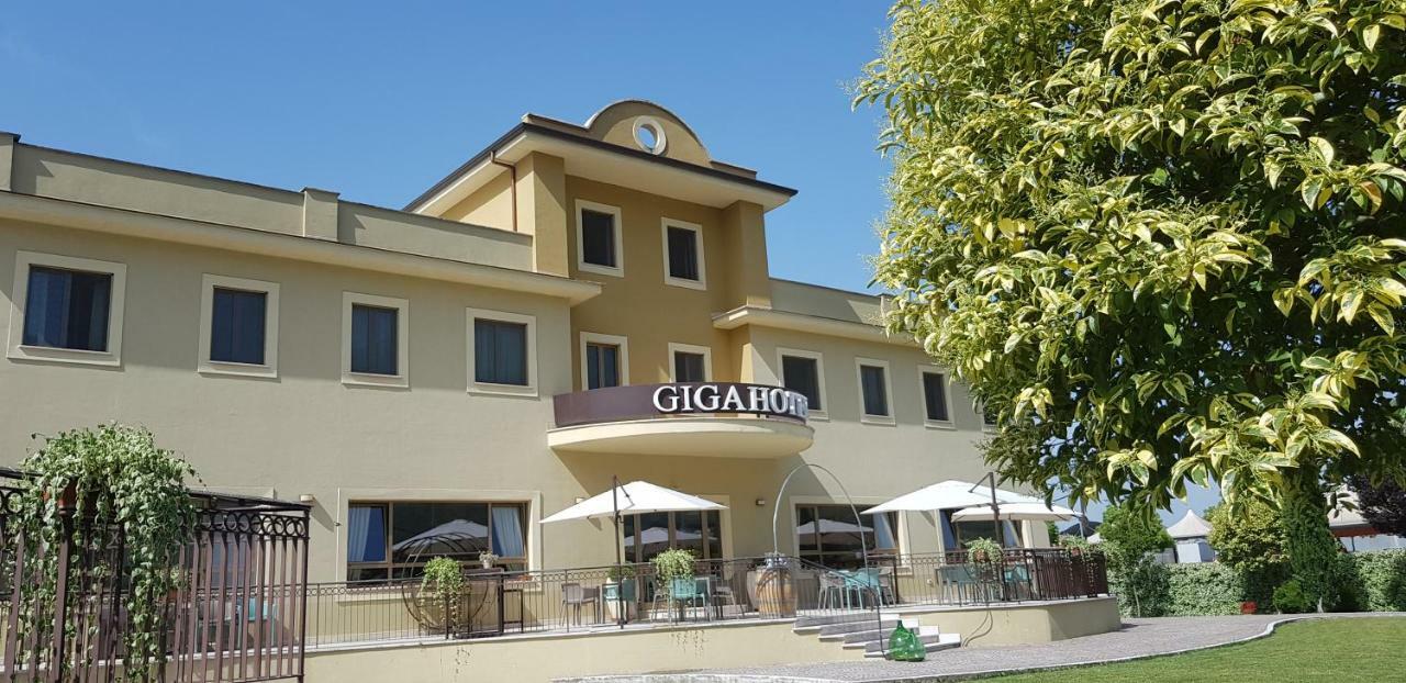 Giga Hotel Villa Santa Lucia Luaran gambar